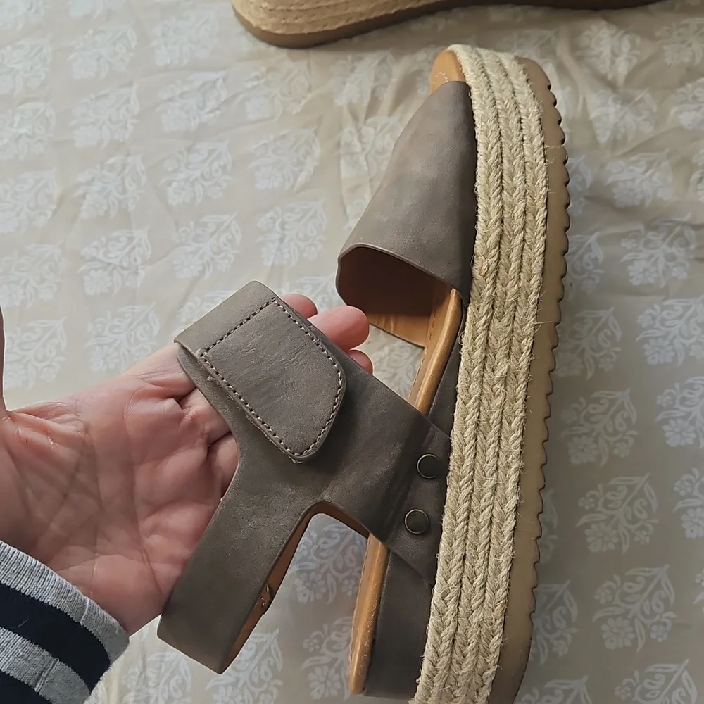 Soda Women's Tan Wedge Sandals - Picture 2 of 8